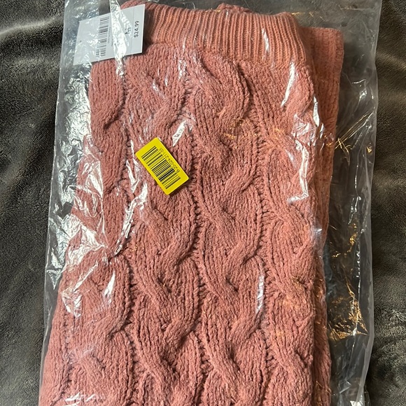 Makeup Forever Pants - Soft sweater-like pants